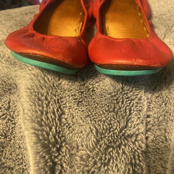 Cardinal Tieks, Size 8 UC - Picture 4 of 4